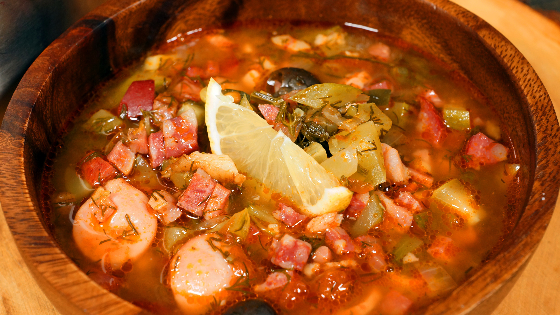 Суп солянка мясная сборная рецепт классический: пошаговый кулинарный рецепт