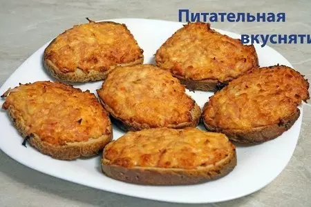 Горячие бутерброды с сыром и колбасой