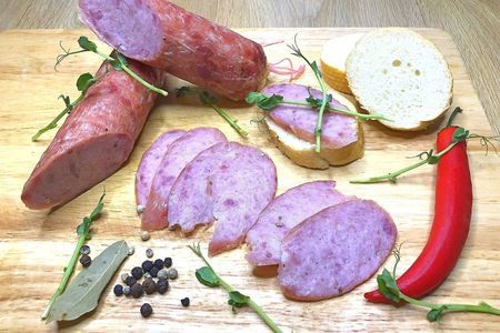 Сыровяленая колбаса в домашних условиях - пошаговый рецепт с фото на Готовим дома