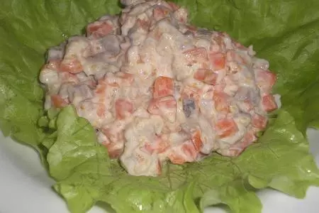 Салат с селёдкой  и морковью