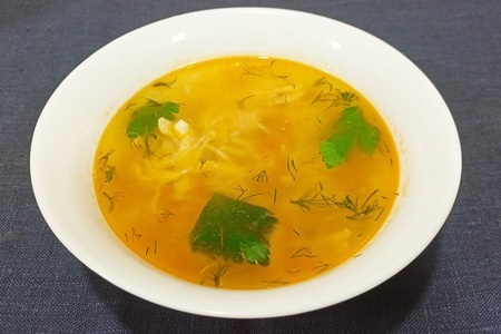 Фото к рецепту: Куриный суп по-турецки в мультиварке