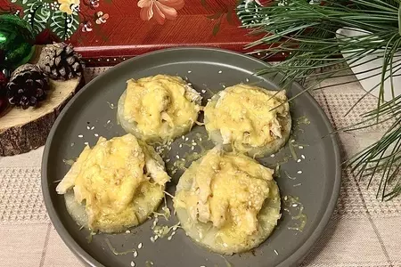 Филе цыплёнка, с ананасами под сырной шапочкой