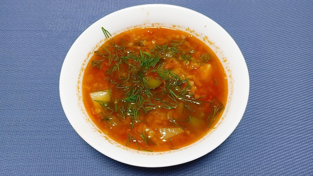 Легкий овощной суп с фасолью в мультиварке