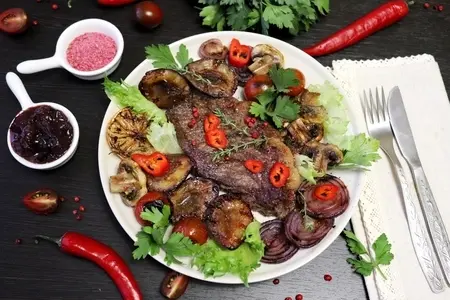 Бифштекс (beef-stеаks) со сливочным маслом #пушкинкулинар