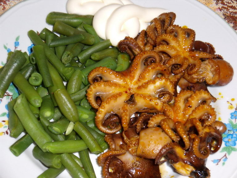 Рецепты из осьминога на ужин