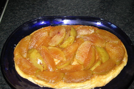 Фото к рецепту: Пирог с яблоками французский