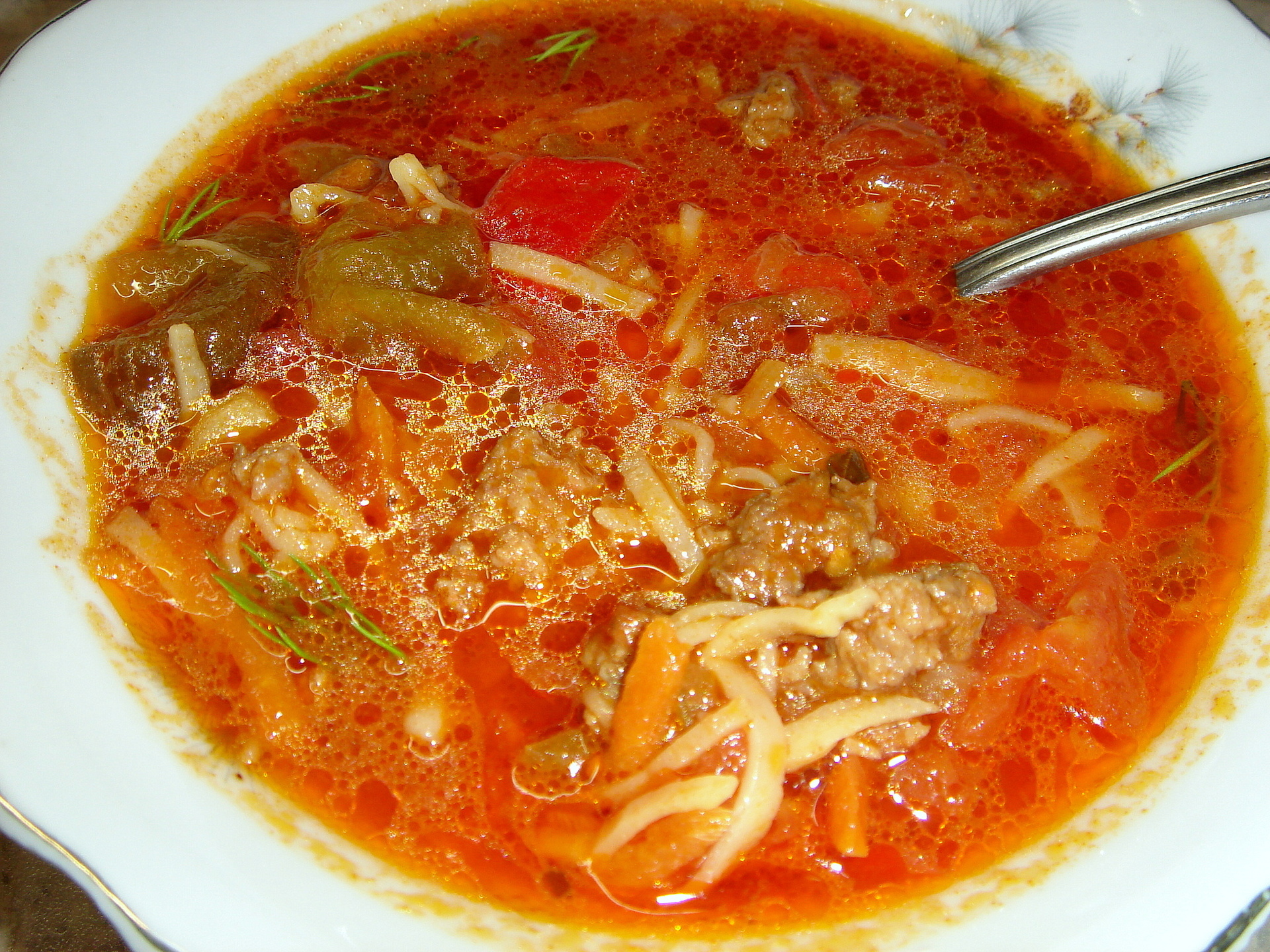 Суп лапша с томатом