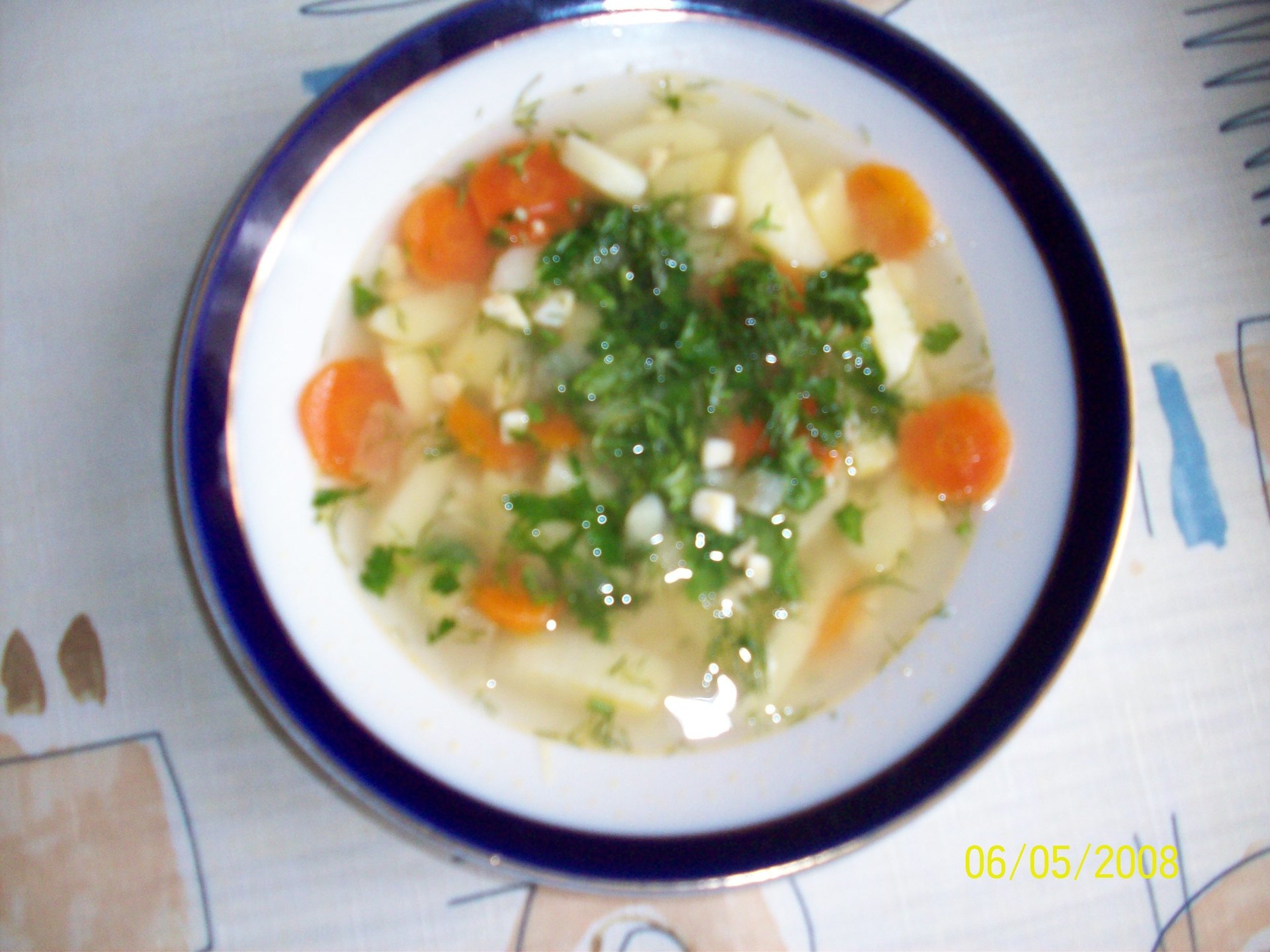 Рецепт Суп картофельный с яйцом. Калорийность, химический состав и пищевая ценность.
