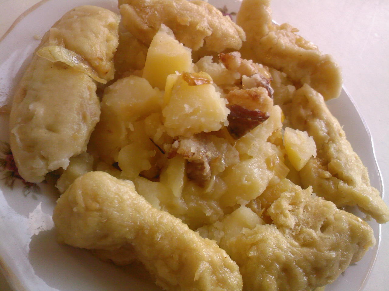 Нудли по-украински с картофелем и говядиной, рецепт с фото — hb-crm.ru