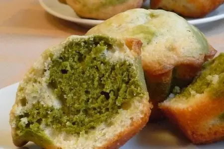 Кекс с зеленым чаем matcha