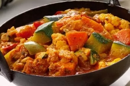 Фото к рецепту: Vegetable curry (овощной)