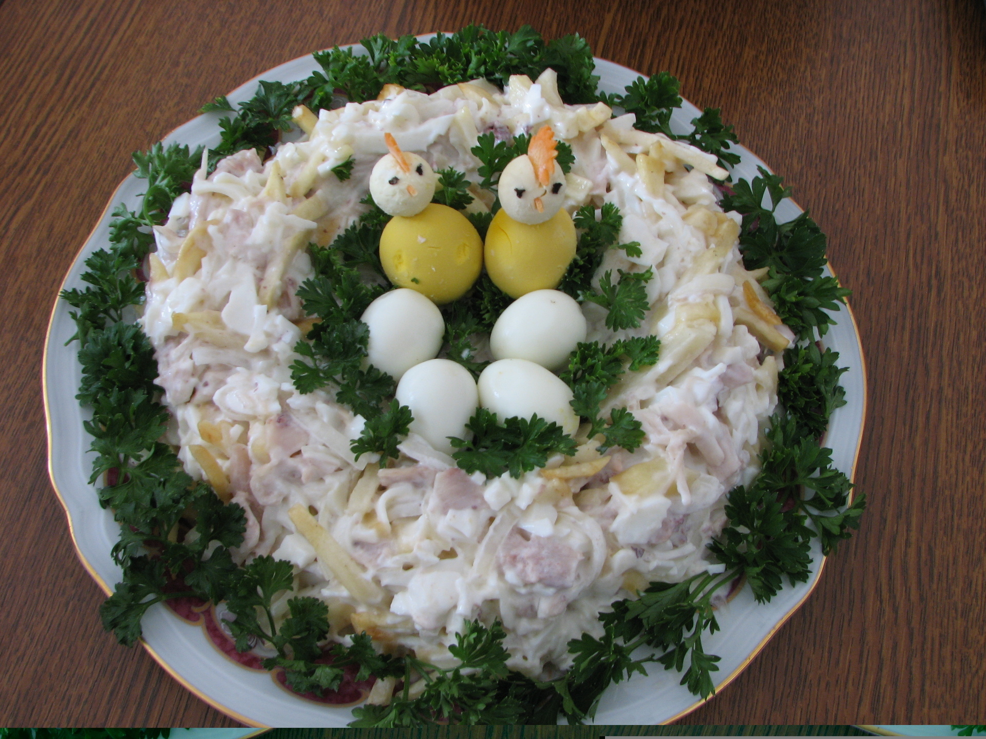 Гнездо глухаря салат с перепелиными яйцами