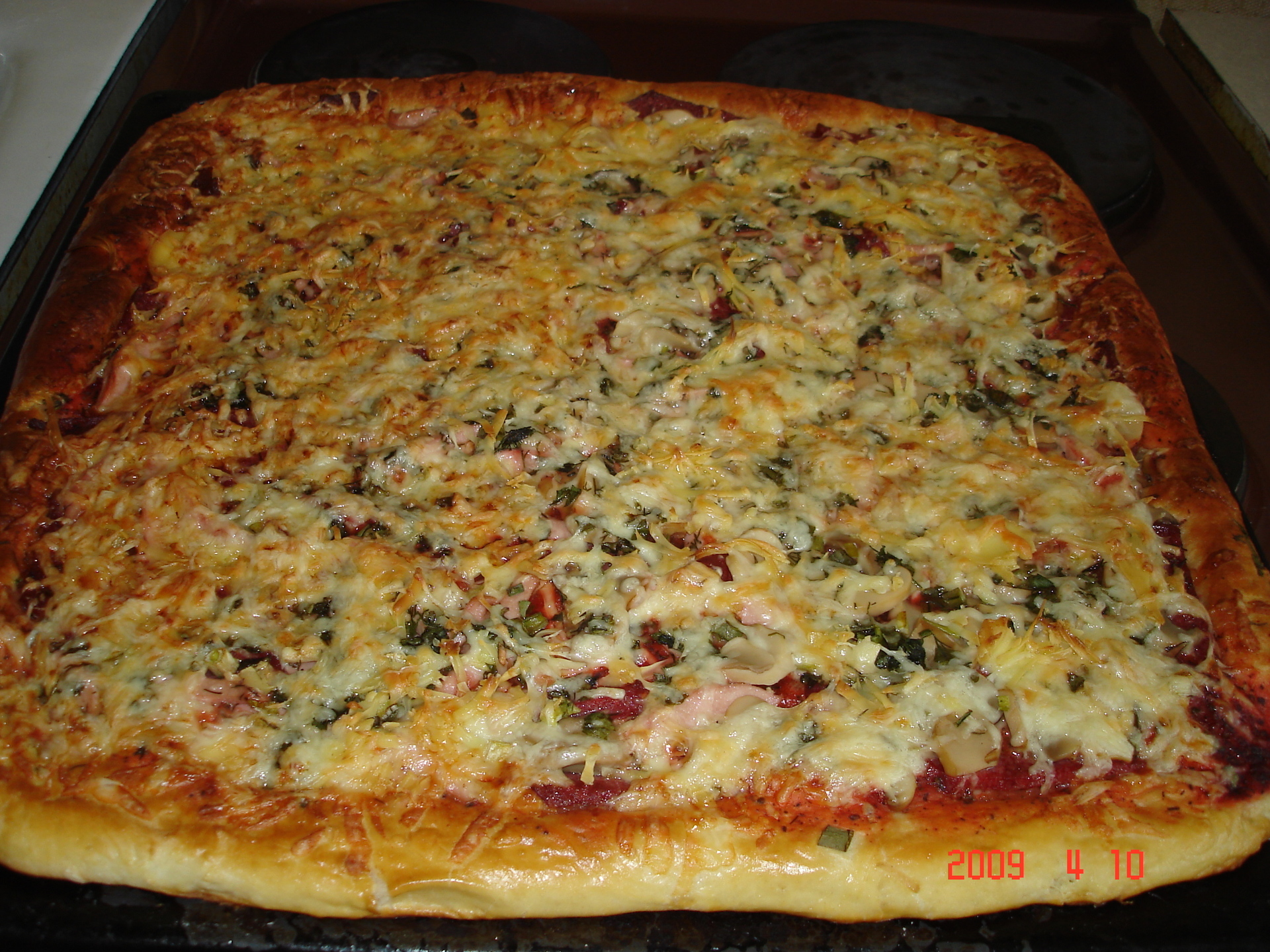 простой рецепт домашней пиццы в духовке с колбасой и сыром без дрожжей фото 118