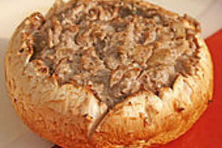 Фото к рецепту: Фаршированные грибы на гриле.