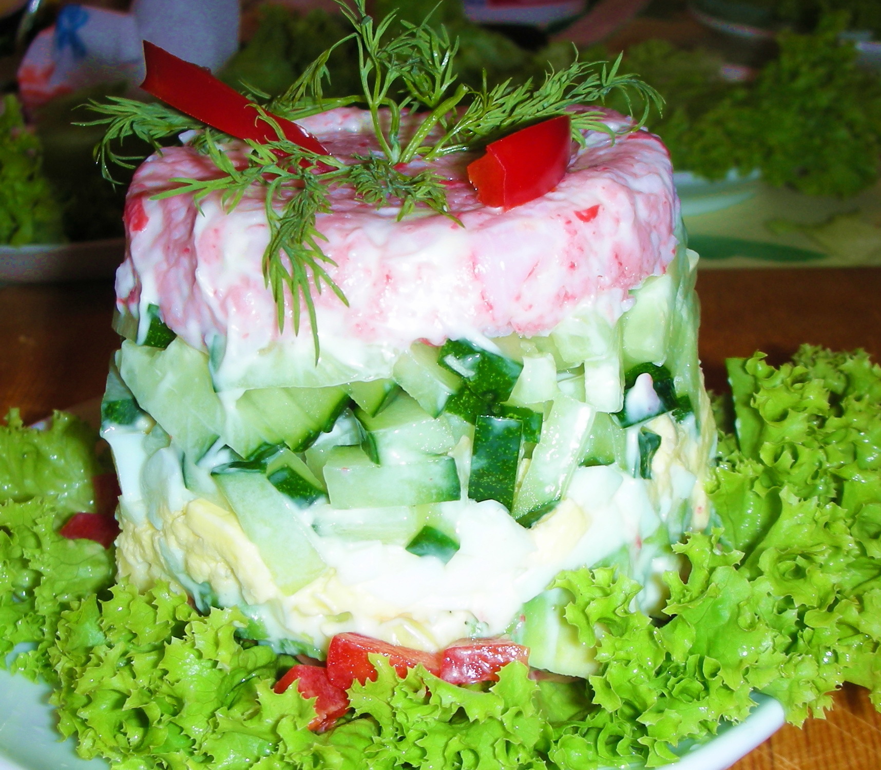 Салат с авокадо, креветками и крабовыми палочками, рецепт с фото и видео — hb-crm.ru