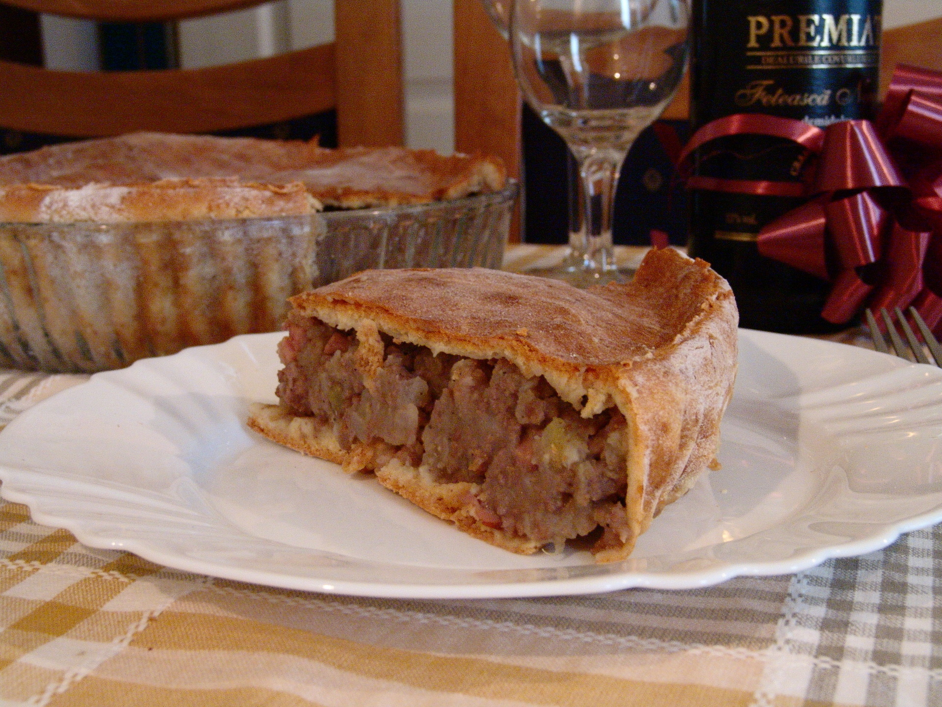 Французский мясной пирог pate et croute