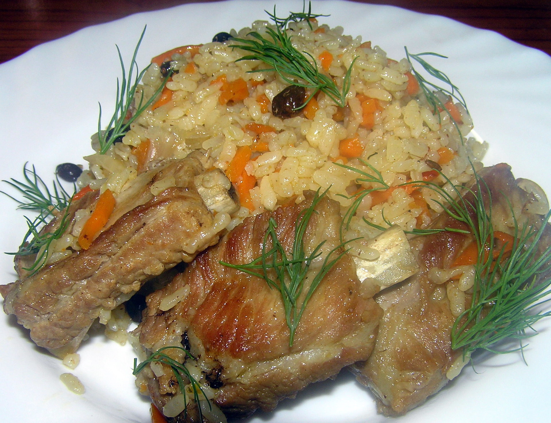 Свиные ребра с рисом в духовке рецепт с фото