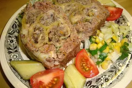 Мясной рулет с грибной начинкой в каннеллони