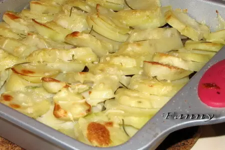 Мясо под картофельной крышкой