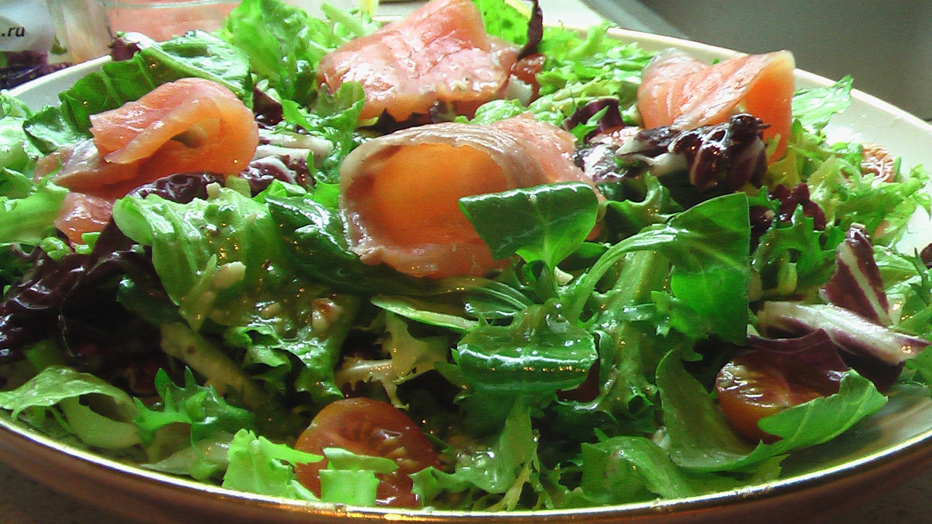 Салат из кеты холодного копчения рецепты с фото