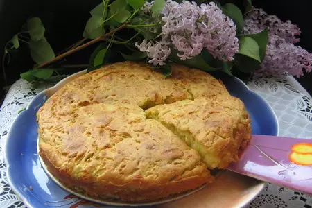 Не обыкновенно вкусный сырно-кабачковый пирог.