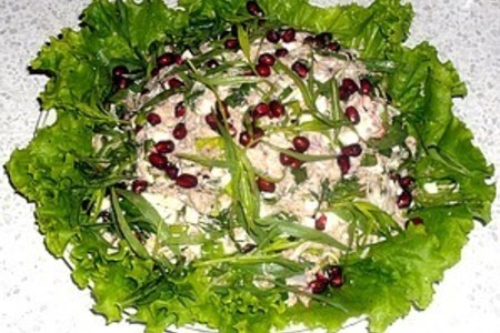 Фото к рецепту: Имеретинский салат из курицы