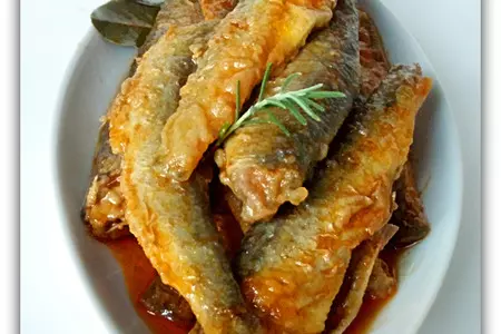 Sardinas en escabeche.(сардины в маринаде)