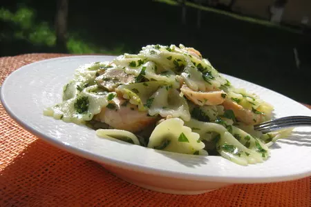 Паста с салмоном под соусом гремолата ( pappardelle with salmon and gremolata).