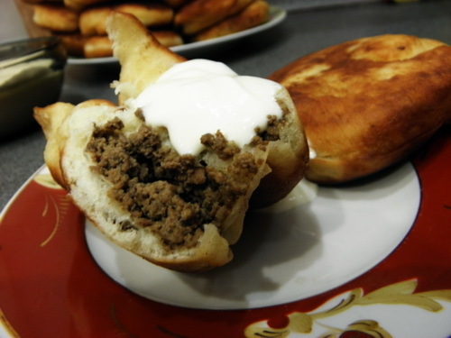 Пирожки домашние, жареные с печенью - пошаговый рецепт с фото