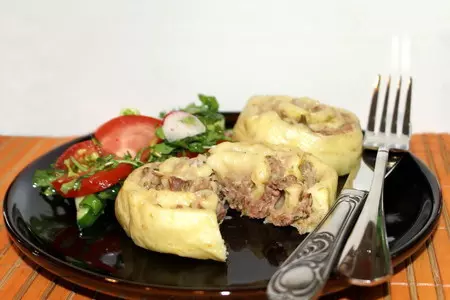 Паровые рулеты с мясом