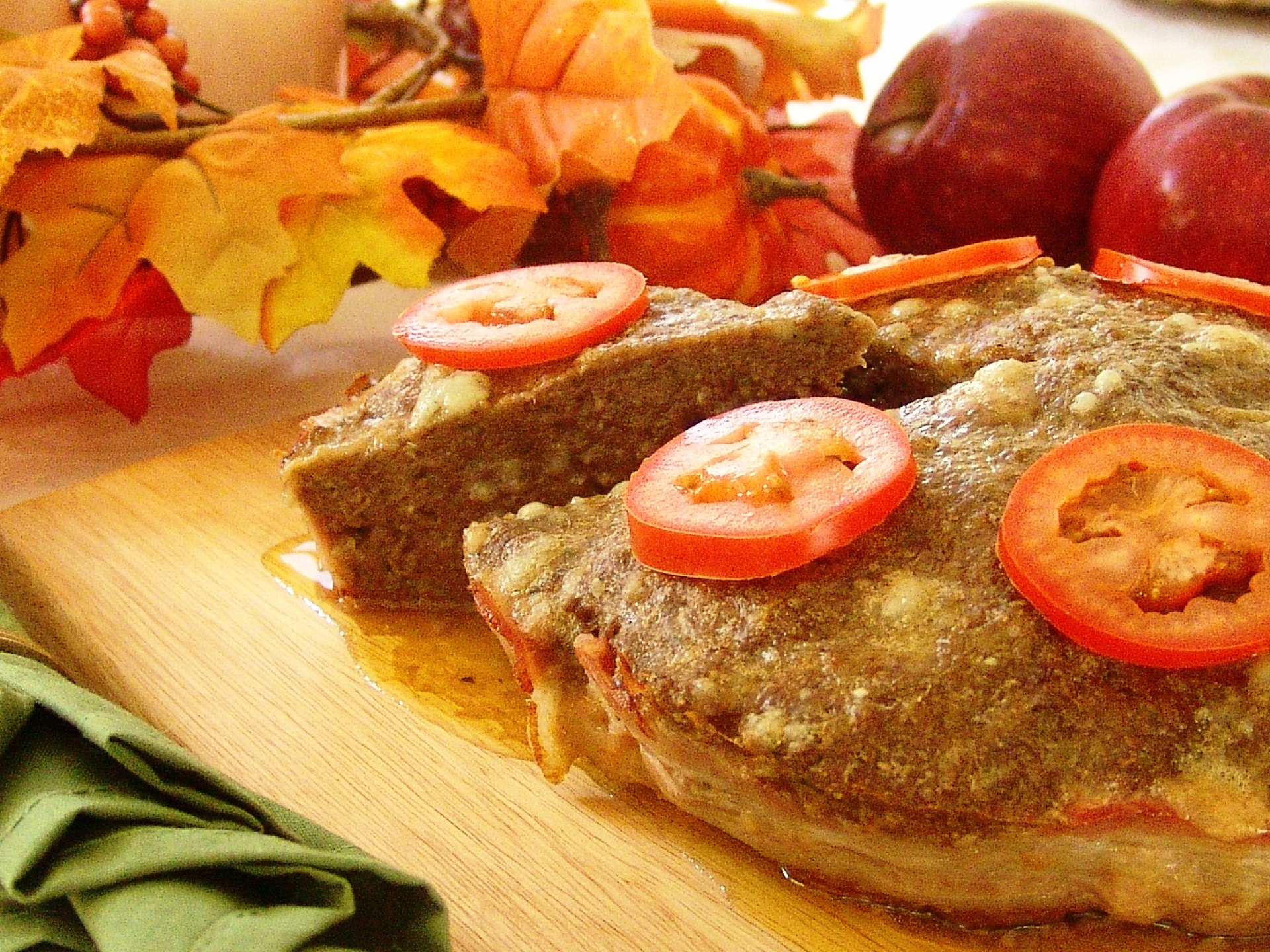 Мясной пирог в беконе рецепт